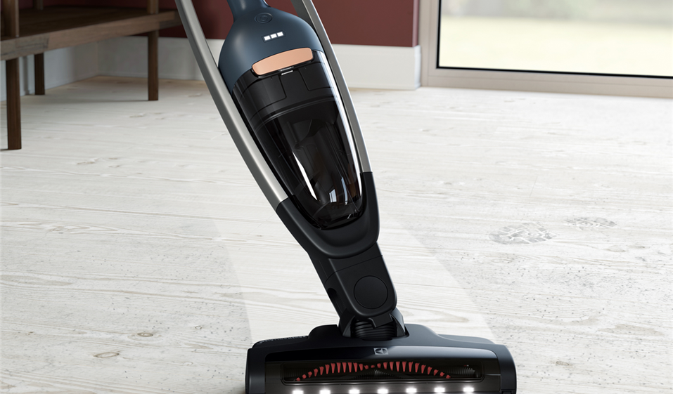 Pure Q9 stick vacuum cleaner- Indigo blue - PQ91-3EB | Electrolux NZ