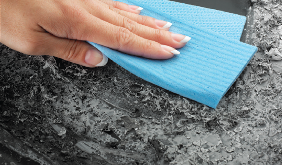Pyrolytic self-cleaning oven