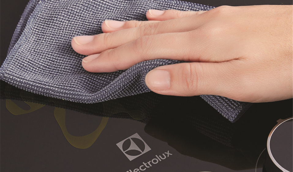 EASY CLEAN AND DURABLE