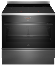 90cm UltimateTaste 900 freestanding electric oven with induction cooktop